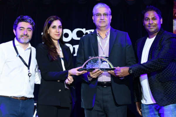 Veena World being honoured at ATM Awards